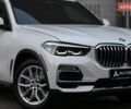 Белый БМВ Х5, объемом двигателя 3 л и пробегом 53 тыс. км за 64900 $, фото 1 на Automoto.ua