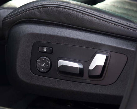 Белый БМВ Х5, объемом двигателя 2.99 л и пробегом 70 тыс. км за 65000 $, фото 7 на Automoto.ua