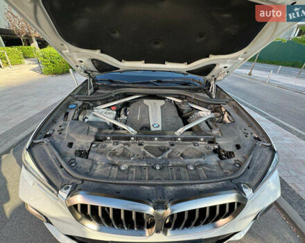 БМВ Х5 2020 в Днепре (Днепропетровске) на Automoto.ua Белый БМВ Х5, объемом двигателя 2.99 л и пробегом 75 тыс. км за 77000 $, фото 14 на Automoto.ua