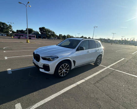 Белый БМВ Х5, объемом двигателя 3 л и пробегом 88 тыс. км за 55000 $, фото 1 на Automoto.ua