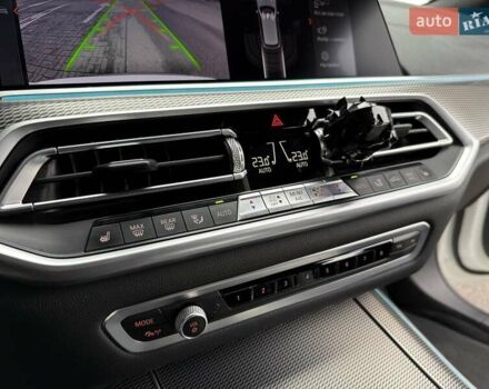 Білий БМВ Х5, об'ємом двигуна 2.99 л та пробігом 92 тис. км за 68000 $, фото 25 на Automoto.ua