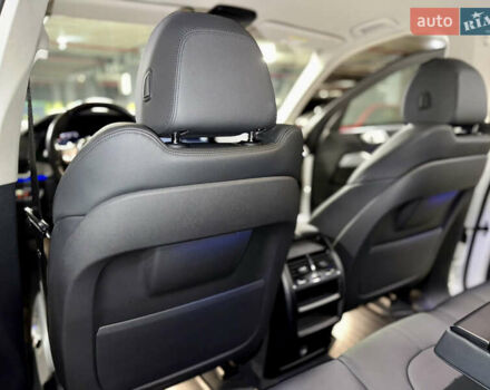 Білий БМВ Х5, об'ємом двигуна 2 л та пробігом 68 тис. км за 54500 $, фото 28 на Automoto.ua