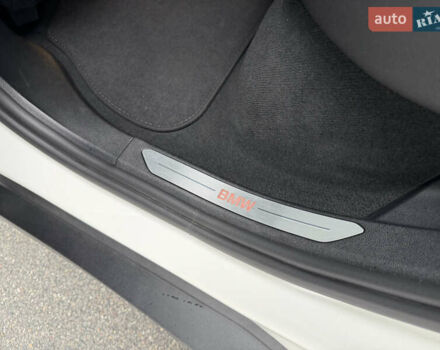 Белый БМВ Х5, объемом двигателя 2 л и пробегом 68 тыс. км за 56500 $, фото 19 на Automoto.ua