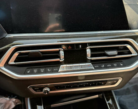 Белый БМВ Х5, объемом двигателя 3 л и пробегом 115 тыс. км за 35000 $, фото 6 на Automoto.ua