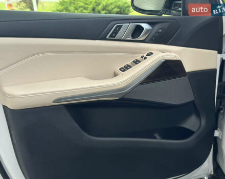 Белый БМВ Х5, объемом двигателя 3 л и пробегом 51 тыс. км за 49800 $, фото 46 на Automoto.ua