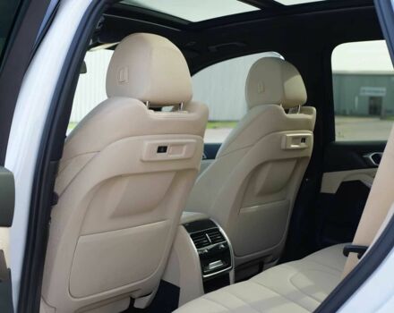 Белый БМВ Х5, объемом двигателя 3 л и пробегом 49 тыс. км за 42200 $, фото 13 на Automoto.ua