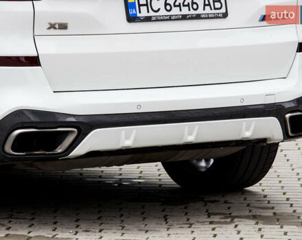 Белый БМВ Х5, объемом двигателя 4.39 л и пробегом 78 тыс. км за 68000 $, фото 32 на Automoto.ua
