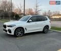 Белый БМВ Х5, объемом двигателя 3 л и пробегом 70 тыс. км за 62000 $, фото 1 на Automoto.ua