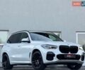 Белый БМВ Х5, объемом двигателя 3 л и пробегом 132 тыс. км за 67999 $, фото 1 на Automoto.ua