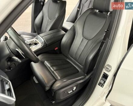 Білий БМВ Х5, об'ємом двигуна 2.99 л та пробігом 92 тис. км за 68000 $, фото 16 на Automoto.ua