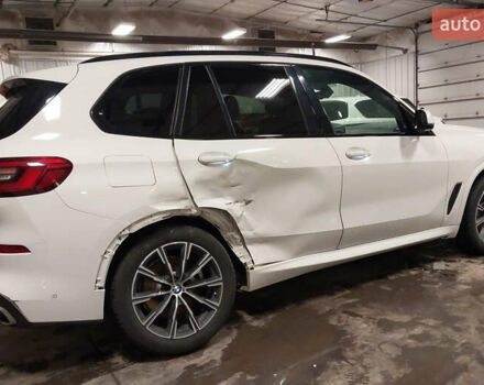 Белый БМВ Х5, объемом двигателя 3 л и пробегом 96 тыс. км за 46799 $, фото 1 на Automoto.ua
