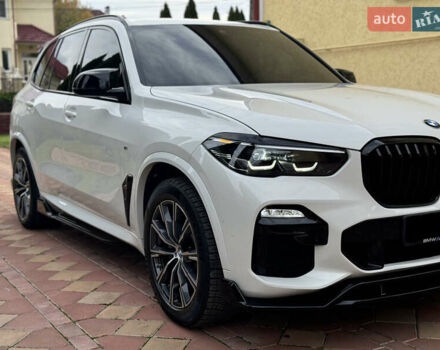 Белый БМВ Х5, объемом двигателя 3 л и пробегом 124 тыс. км за 49000 $, фото 3 на Automoto.ua