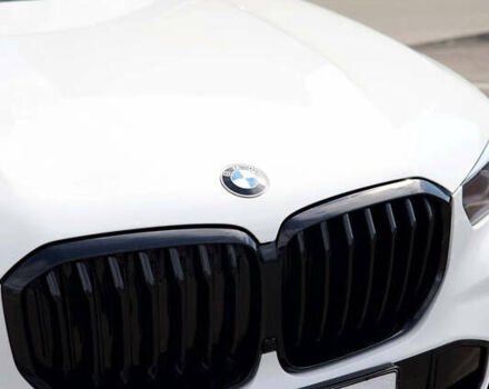 Белый БМВ Х5, объемом двигателя 2.99 л и пробегом 70 тыс. км за 65000 $, фото 1 на Automoto.ua