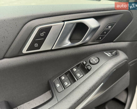 Белый БМВ Х5, объемом двигателя 2 л и пробегом 68 тыс. км за 56500 $, фото 18 на Automoto.ua