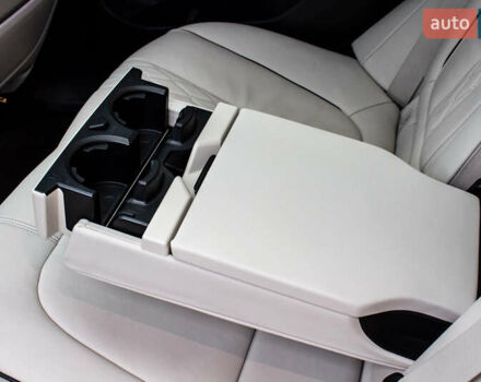 Белый БМВ Х5, объемом двигателя 4.4 л и пробегом 118 тыс. км за 57000 $, фото 56 на Automoto.ua