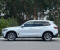 Белый БМВ Х5, объемом двигателя 3 л и пробегом 51 тыс. км за 49300 $, фото 5 на Automoto.ua