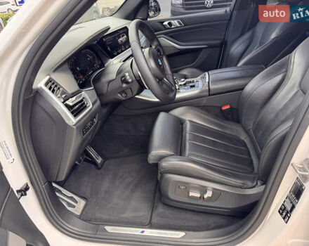 Белый БМВ Х5, объемом двигателя 2.99 л и пробегом 135 тыс. км за 61900 $, фото 16 на Automoto.ua