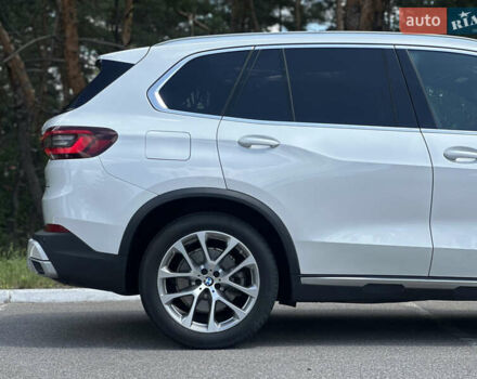 Белый БМВ Х5, объемом двигателя 3 л и пробегом 51 тыс. км за 49800 $, фото 17 на Automoto.ua