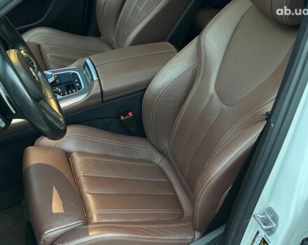 Белый БМВ Х5, объемом двигателя 3 л и пробегом 80 тыс. км за 55980 $, фото 13 на Automoto.ua