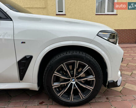 Белый БМВ Х5, объемом двигателя 3 л и пробегом 124 тыс. км за 49000 $, фото 21 на Automoto.ua