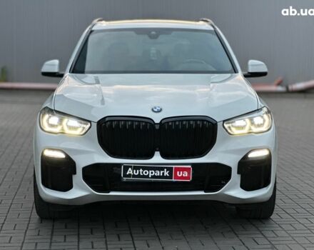 Белый БМВ Х5, объемом двигателя 3 л и пробегом 80 тыс. км за 55980 $, фото 1 на Automoto.ua