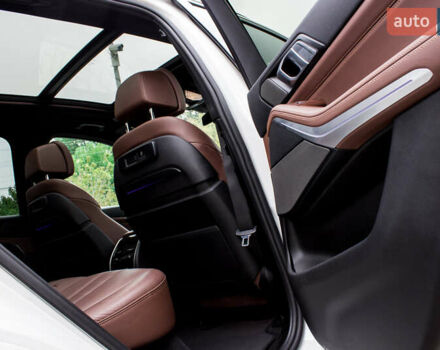 Белый БМВ Х5, объемом двигателя 4.39 л и пробегом 78 тыс. км за 68000 $, фото 62 на Automoto.ua