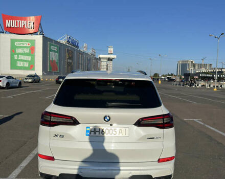 Белый БМВ Х5, объемом двигателя 3 л и пробегом 88 тыс. км за 55000 $, фото 7 на Automoto.ua