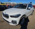 Белый БМВ Х5, объемом двигателя 3 л и пробегом 225 тыс. км за 43000 $, фото 1 на Automoto.ua