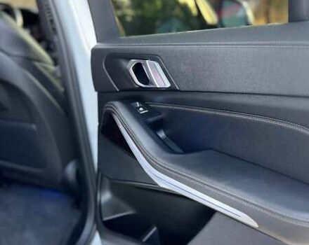 Белый БМВ Х5, объемом двигателя 3 л и пробегом 59 тыс. км за 46000 $, фото 28 на Automoto.ua