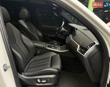 Белый БМВ Х5, объемом двигателя 3 л и пробегом 63 тыс. км за 45000 $, фото 12 на Automoto.ua