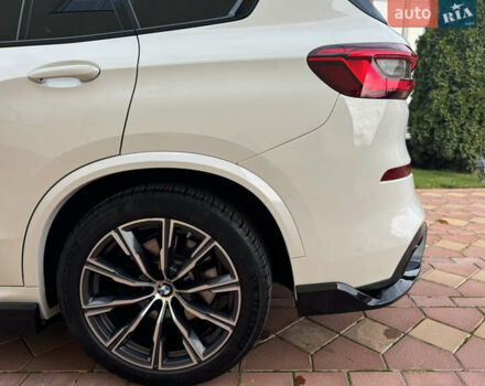 Белый БМВ Х5, объемом двигателя 3 л и пробегом 124 тыс. км за 49000 $, фото 17 на Automoto.ua