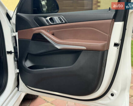 Белый БМВ Х5, объемом двигателя 3 л и пробегом 124 тыс. км за 49000 $, фото 44 на Automoto.ua