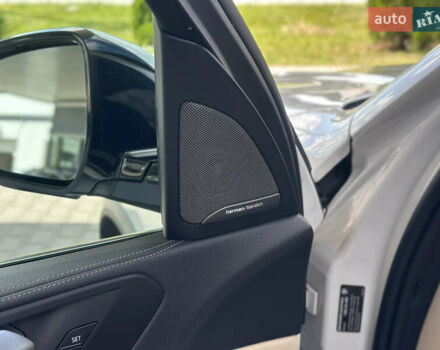 Белый БМВ Х5, объемом двигателя 3 л и пробегом 51 тыс. км за 49800 $, фото 47 на Automoto.ua