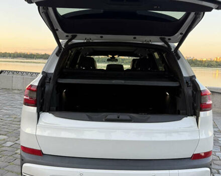 Белый БМВ Х5, объемом двигателя 3 л и пробегом 65 тыс. км за 49800 $, фото 21 на Automoto.ua