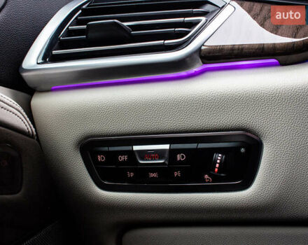 Белый БМВ Х5, объемом двигателя 4.4 л и пробегом 118 тыс. км за 57000 $, фото 25 на Automoto.ua