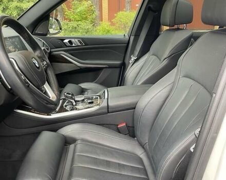 Белый БМВ Х5, объемом двигателя 3 л и пробегом 53 тыс. км за 64500 $, фото 14 на Automoto.ua