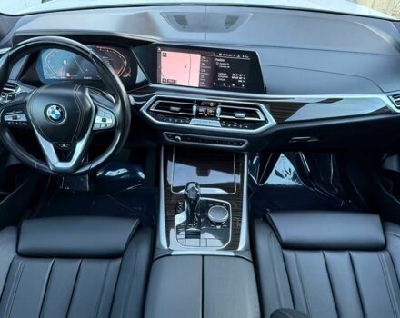 Белый БМВ Х5, объемом двигателя 3 л и пробегом 49 тыс. км за 23600 $, фото 8 на Automoto.ua