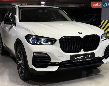 Білий БМВ Х5, об'ємом двигуна 2 л та пробігом 68 тис. км за 54500 $, фото 7 на Automoto.ua