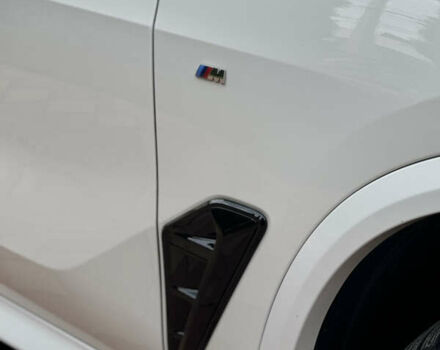 Белый БМВ Х5, объемом двигателя 3 л и пробегом 124 тыс. км за 49000 $, фото 26 на Automoto.ua