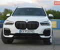 Белый БМВ Х5, объемом двигателя 3 л и пробегом 117 тыс. км за 61999 $, фото 4 на Automoto.ua