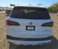 Белый БМВ Х5, объемом двигателя 3 л и пробегом 225 тыс. км за 43000 $, фото 8 на Automoto.ua