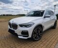 Белый БМВ Х5, объемом двигателя 2 л и пробегом 49 тыс. км за 55200 $, фото 1 на Automoto.ua