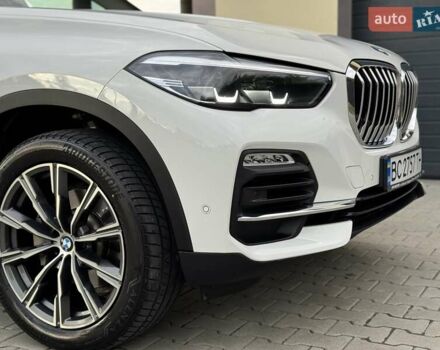 Білий БМВ Х5, об'ємом двигуна 2 л та пробігом 74 тис. км за 54200 $, фото 46 на Automoto.ua
