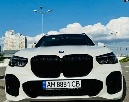 Белый БМВ Х5, объемом двигателя 3 л и пробегом 84 тыс. км за 74900 $, фото 2 на Automoto.ua