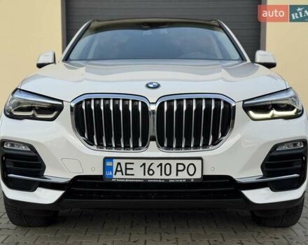 БМВ Х5 2021 в Стрые на Automoto.ua Белый БМВ Х5, объемом двигателя 2 л и пробегом 89 тыс. км за 53900 $, фото 53 на Automoto.ua