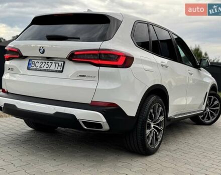 Білий БМВ Х5, об'ємом двигуна 2 л та пробігом 74 тис. км за 54200 $, фото 13 на Automoto.ua