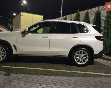 Белый БМВ Х5, объемом двигателя 3 л и пробегом 59 тыс. км за 60500 $, фото 33 на Automoto.ua