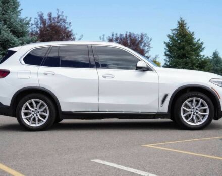 Белый БМВ Х5, объемом двигателя 3 л и пробегом 24 тыс. км за 52300 $, фото 5 на Automoto.ua