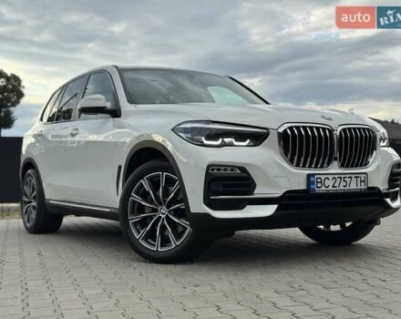 Білий БМВ Х5, об'ємом двигуна 2 л та пробігом 74 тис. км за 54200 $, фото 1 на Automoto.ua