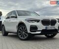 Білий БМВ Х5, об'ємом двигуна 2 л та пробігом 74 тис. км за 54200 $, фото 1 на Automoto.ua